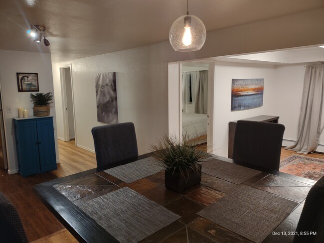 Dining area - 3200 Old Muldoon Rd Unit B