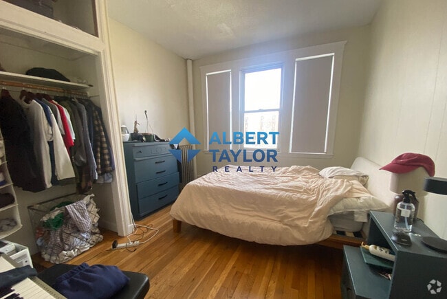 Building Photo - 1616 Commonwealth Ave Unit 3 Rental