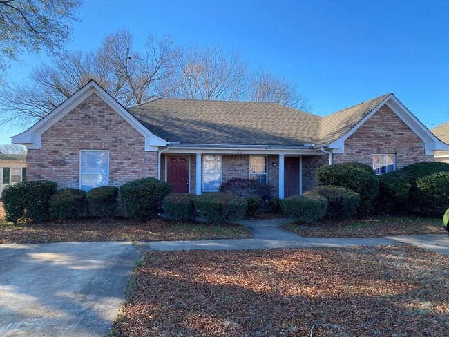 Building Photo - 632 Old Humboldt Rd Unit A