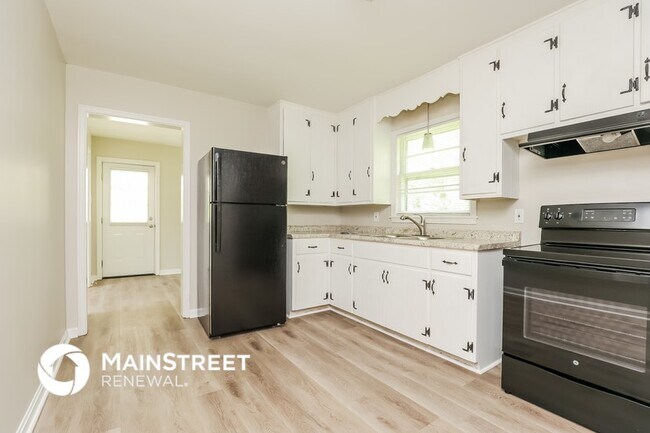 Photo - 104 Oak Dr