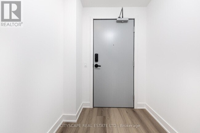 Photo - 758 Dovercourt Rd Unit 805