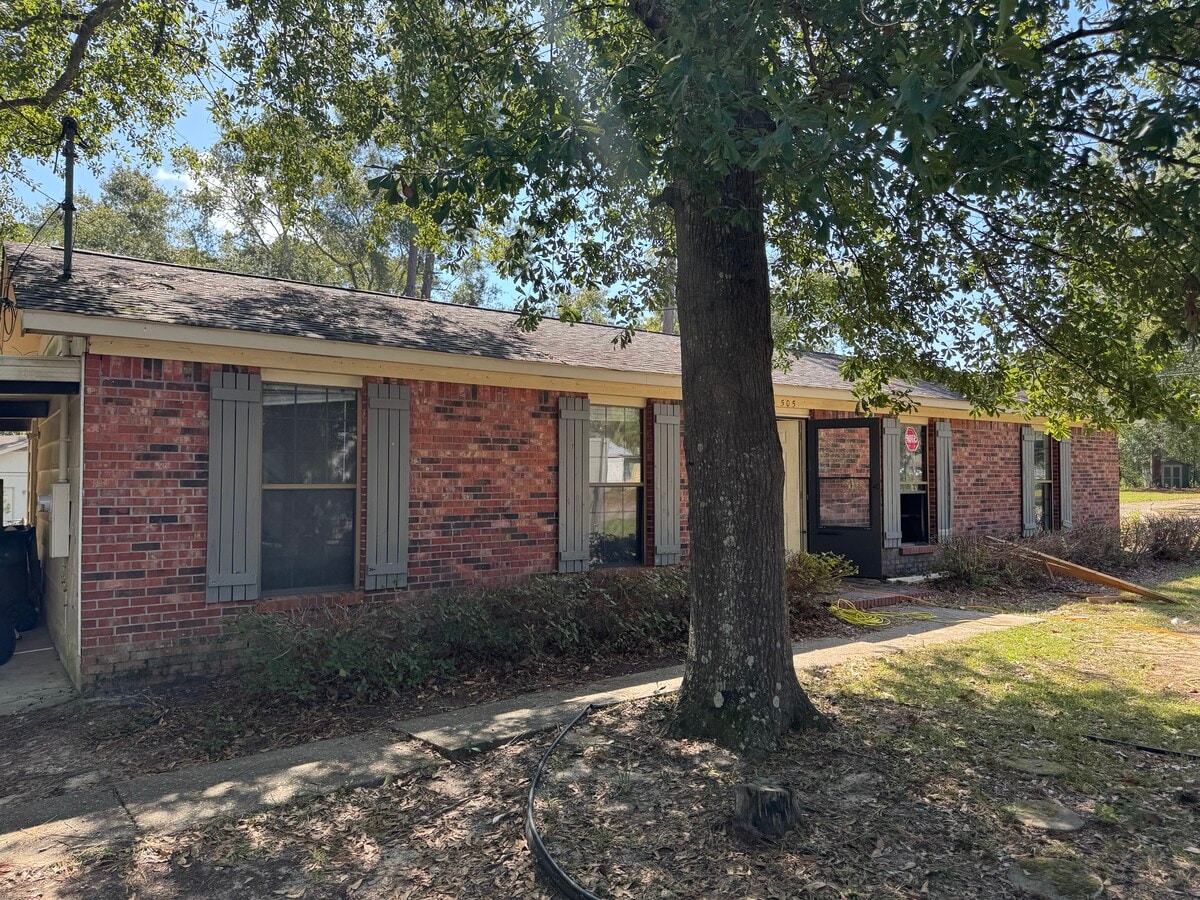 Photo - 505 Pinto Dr