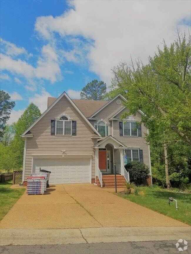 Building Photo - Large 2 story transitional in Birkdale Rental