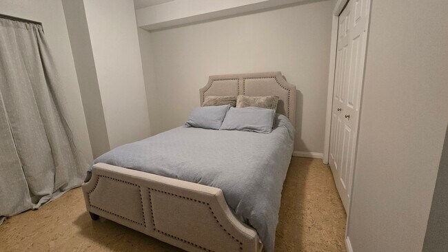 Photo - Victoria Park - 1 Bedroom + Den Condo Available January 15th Unit 606