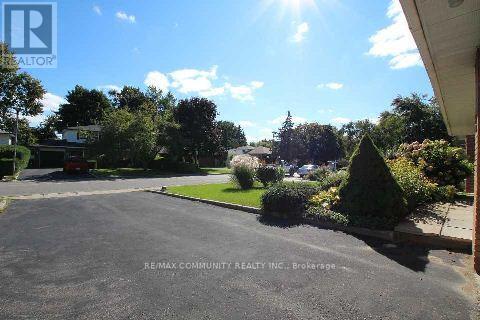 Photo - 73 Fred Varley Dr