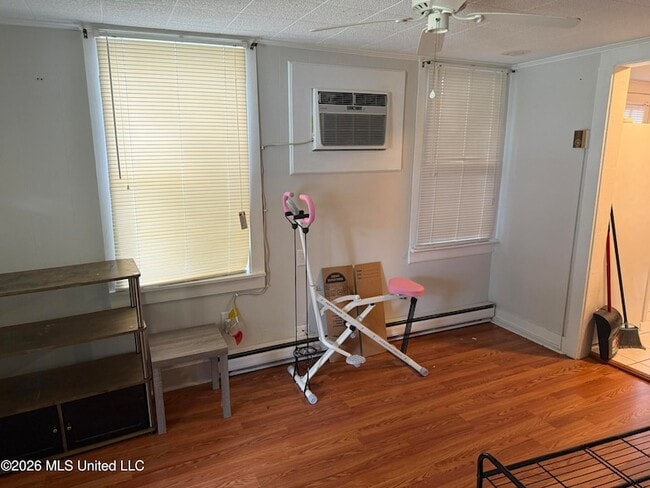 Photo - 3518 Southward Dr