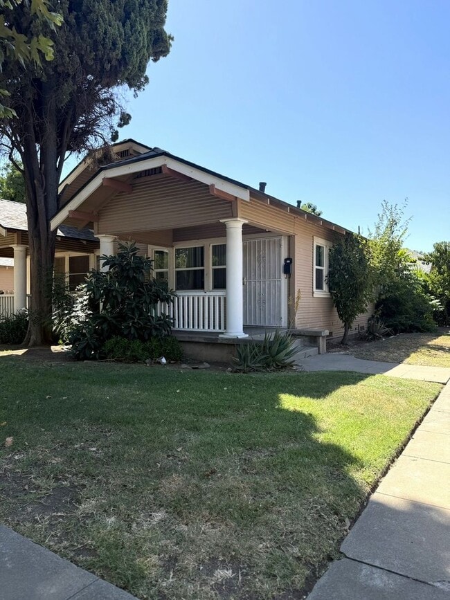 Building Photo - 860w22nd Unit 862