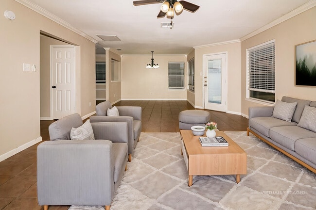 Photo - 3021 Shady Creek Ln