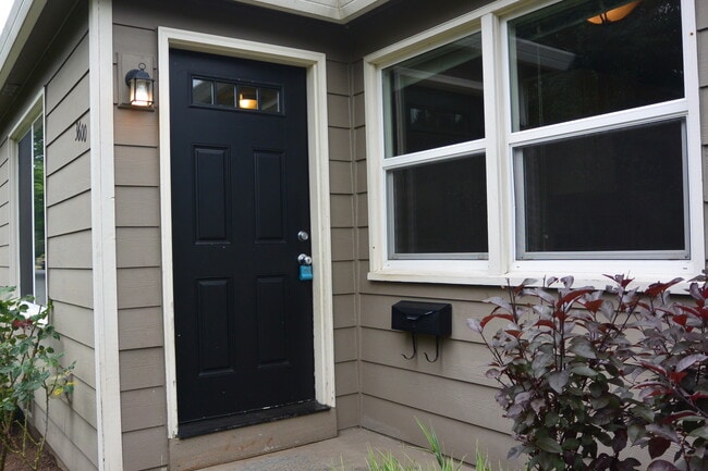 Photo - 3600.3602e.Evergreen Unidad 3600