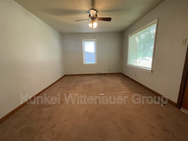 Photo - 1006 Scott Troy Rd