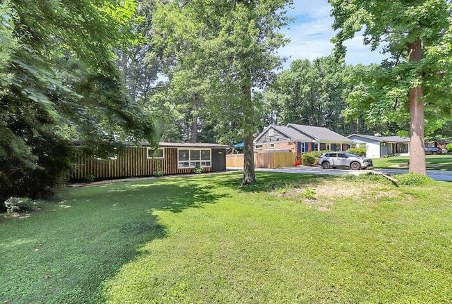 Photo - Beautifully Renovated 3BD/1BA Ranch in Seneca Park!