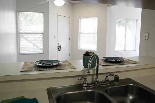 Westcourte Apartments