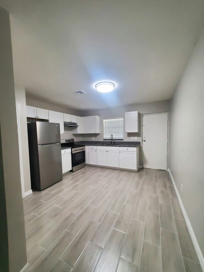 Photo - 3300 S 7th St Townhome