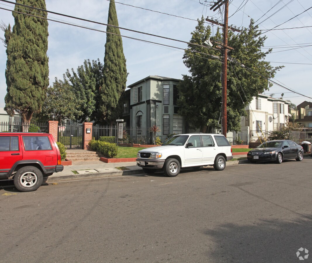 5405 - 5419 Fernwood ¡alejado - Fernwood