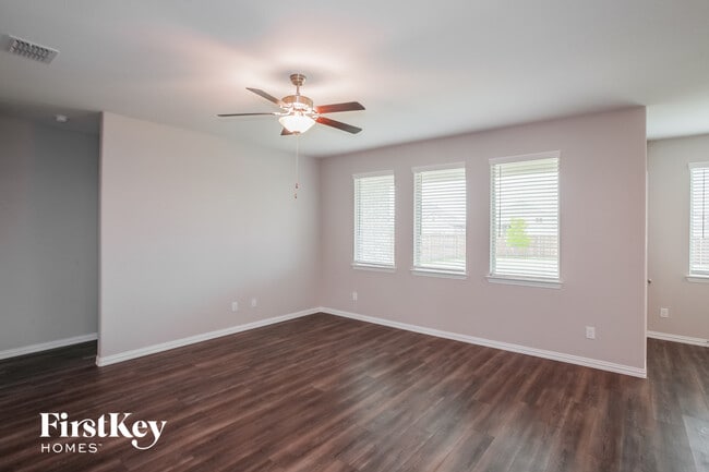 Photo - 1222 Seurat Ct