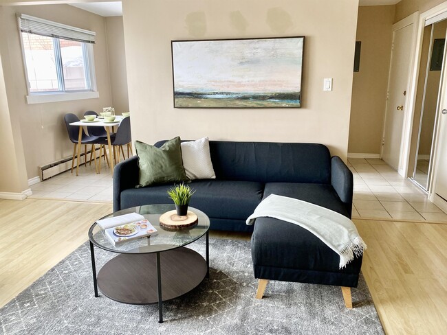 Building Photo - 9740-62 62 St NW