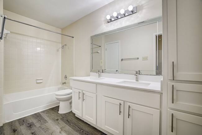 Photo - Rockwood Apartments