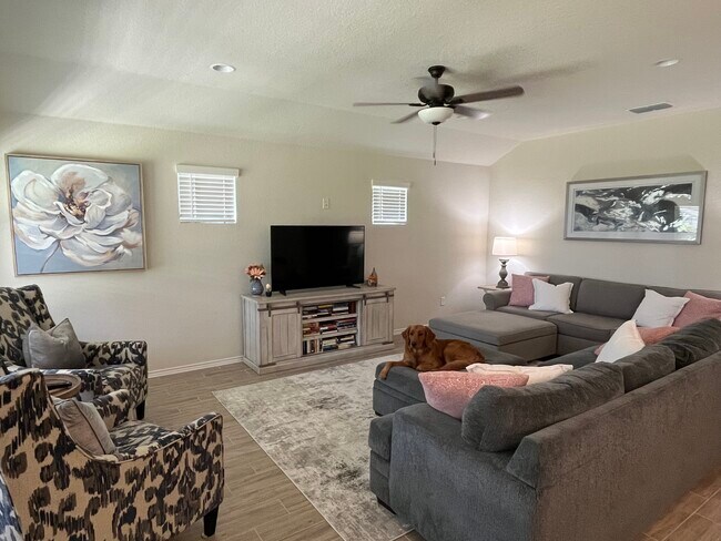 Photo - 9326 Canopy Bnd