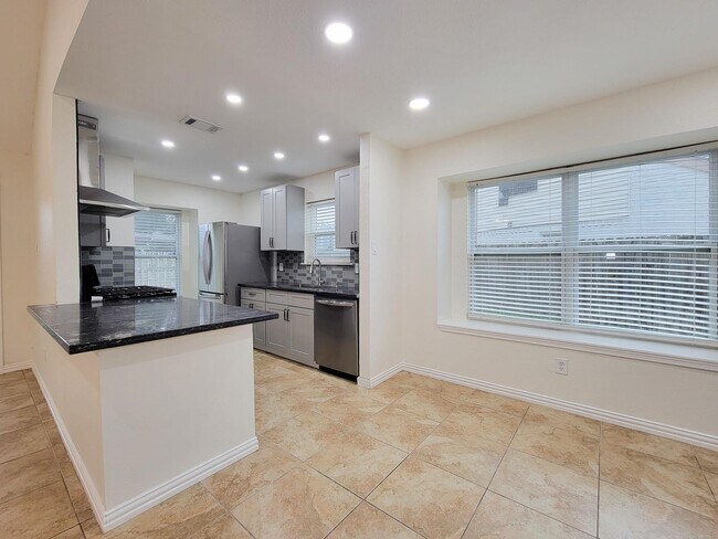 Photo - 10010 Sagecanyon Dr