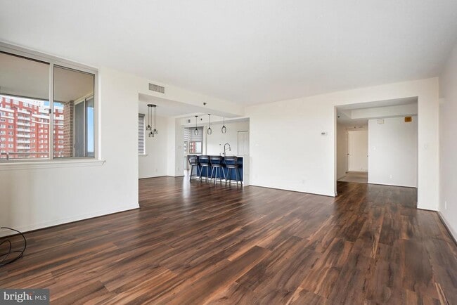 Photo - 5809 Nicholson Ln Unit 1216