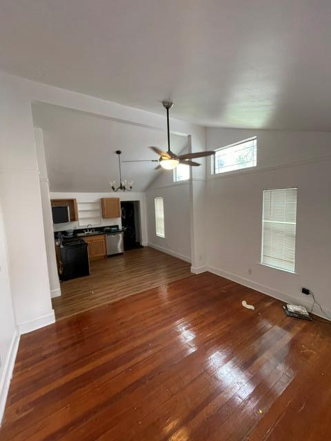 Photo - 212 Comal St