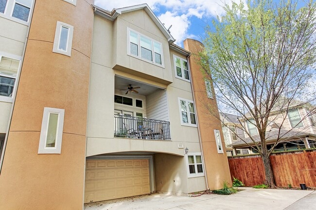 Building Photo - 5334 Kiam St Unit C Rental