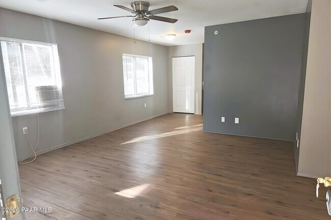 Photo - 114 S Virginia St Unit B