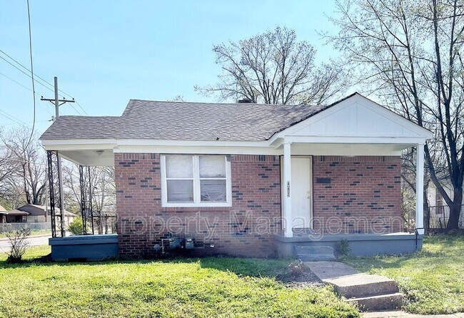 Building Photo - 802 Cella St Rental