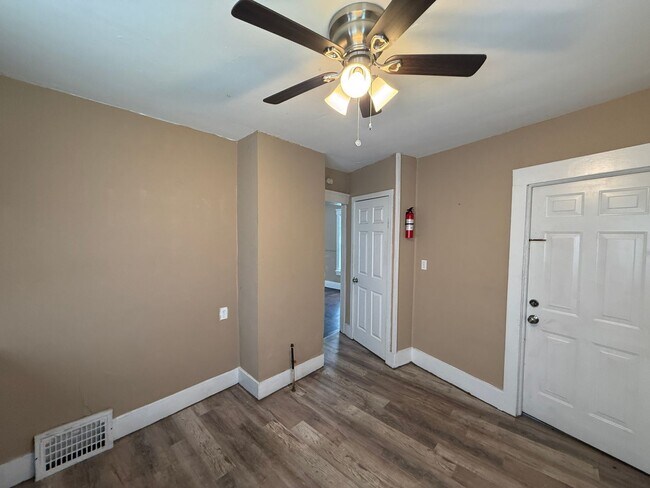 Photo - 522 W 23rd St Unit 522 W 23rd St Dw