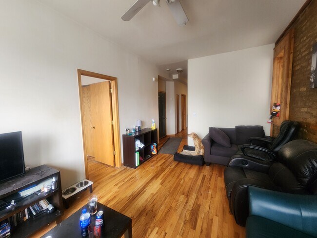 Photo - 2048 N Western Ave Unit 2F