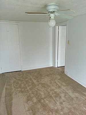 Building Photo - 460 Krams Ave Unit 3