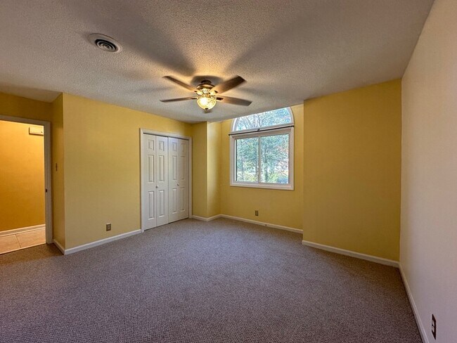 Photo - 1590 Springpoint Rd Casa