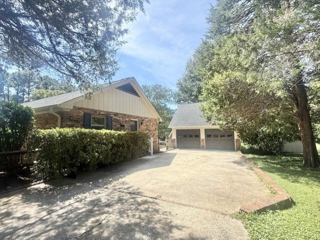 5603 Tomahawk Trail