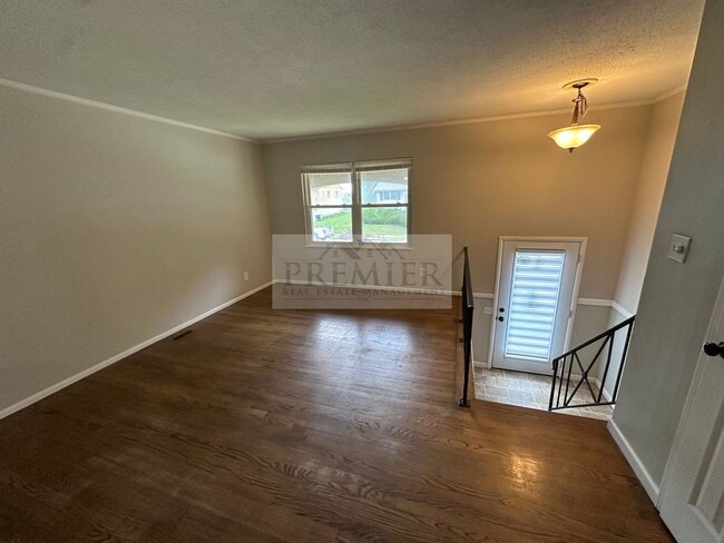 Photo - 730 N Aztec Dr