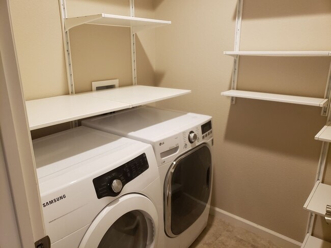 Photo - 4 BED 2.5 BATH TOWNHOME WITH SOLAR PANELS