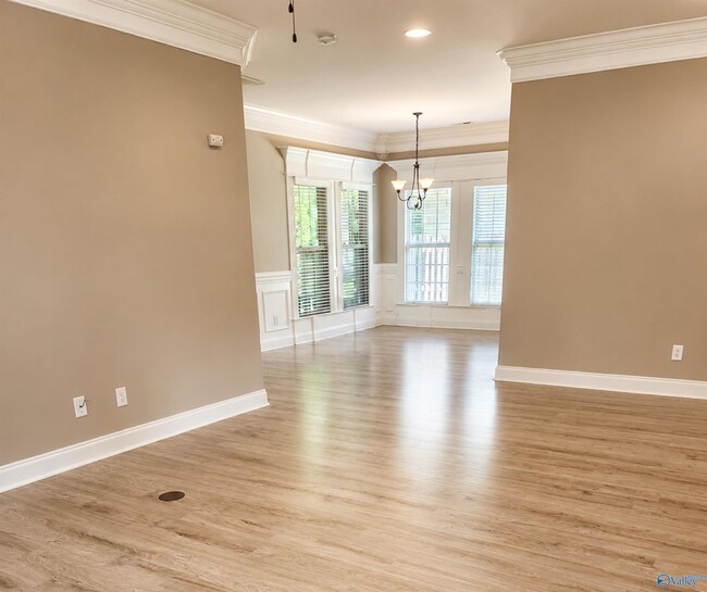 Photo - 204 Grove Village Way