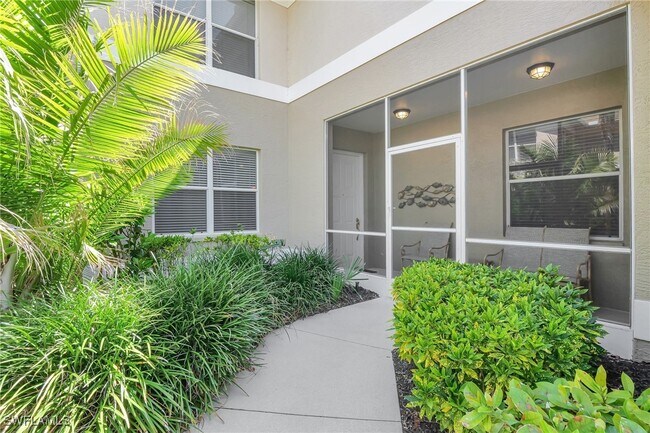 784 Carrick Bend Cir Unit 101