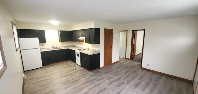 140 21st Ave SW Unit 2