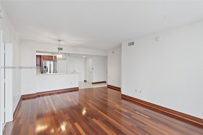 Photo - 19501 W Country Club Dr Unit 1610