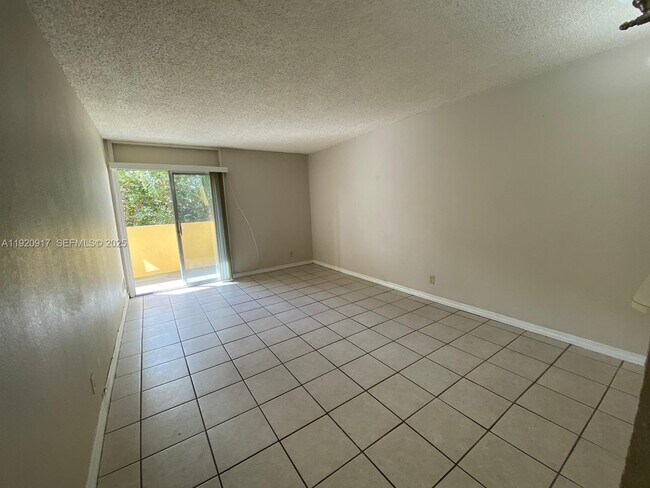Photo - 4550 NW 9th St Unit 217E