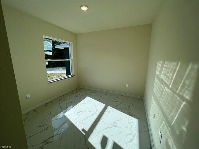 Photo - 3Bd / 2Ba Duplex with GARAGE