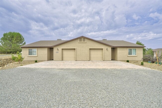 Building Photo - 3850 E Teri Ct