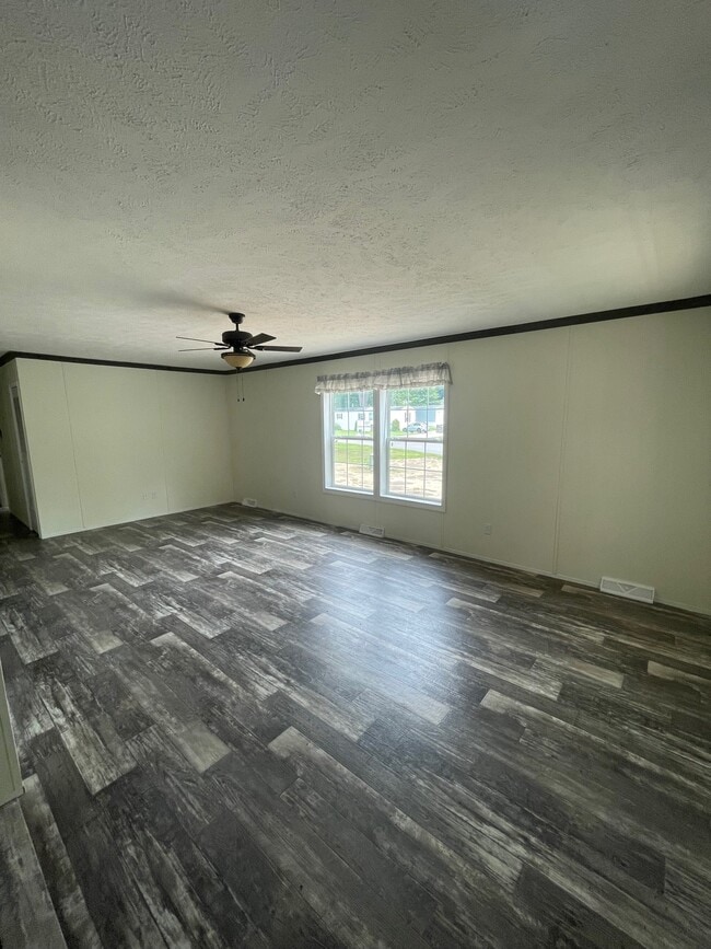 7 Branette Ln