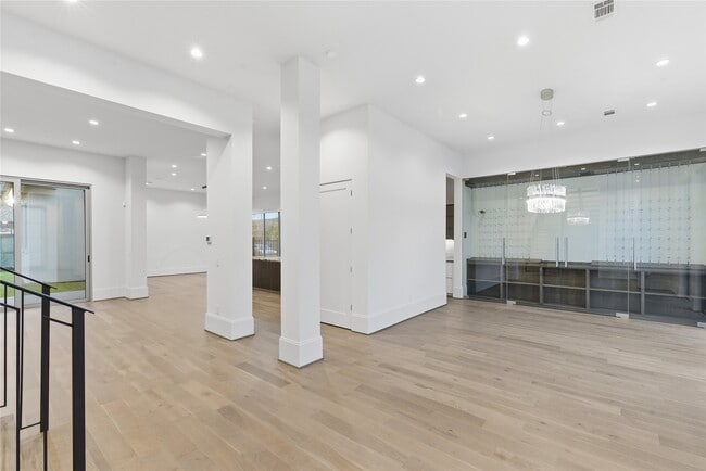 Photo - 6273 Piping Rock Ln