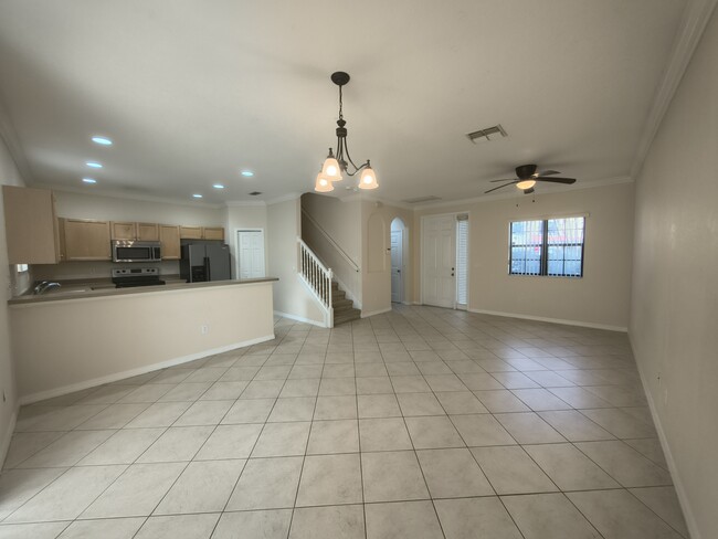 Photo - 1307 Clove Dr