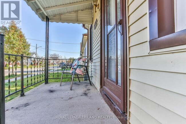 Photo - 115 Vauxhall St