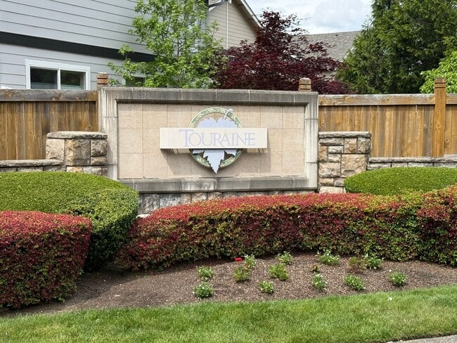 Photo - 3bd/2.5ba Sammamish Townhome