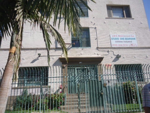 Building Photo - Newly remodel Studio ready to move in.. Unit 209