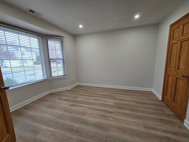 Photo - 3316 Huntington Ln