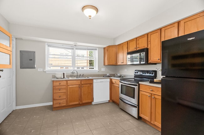 Photo - 617 Case Pl Unit 2